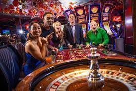Pengguna menikmati permainan live casino dengan tampilan profesional melalui perangkat mobile